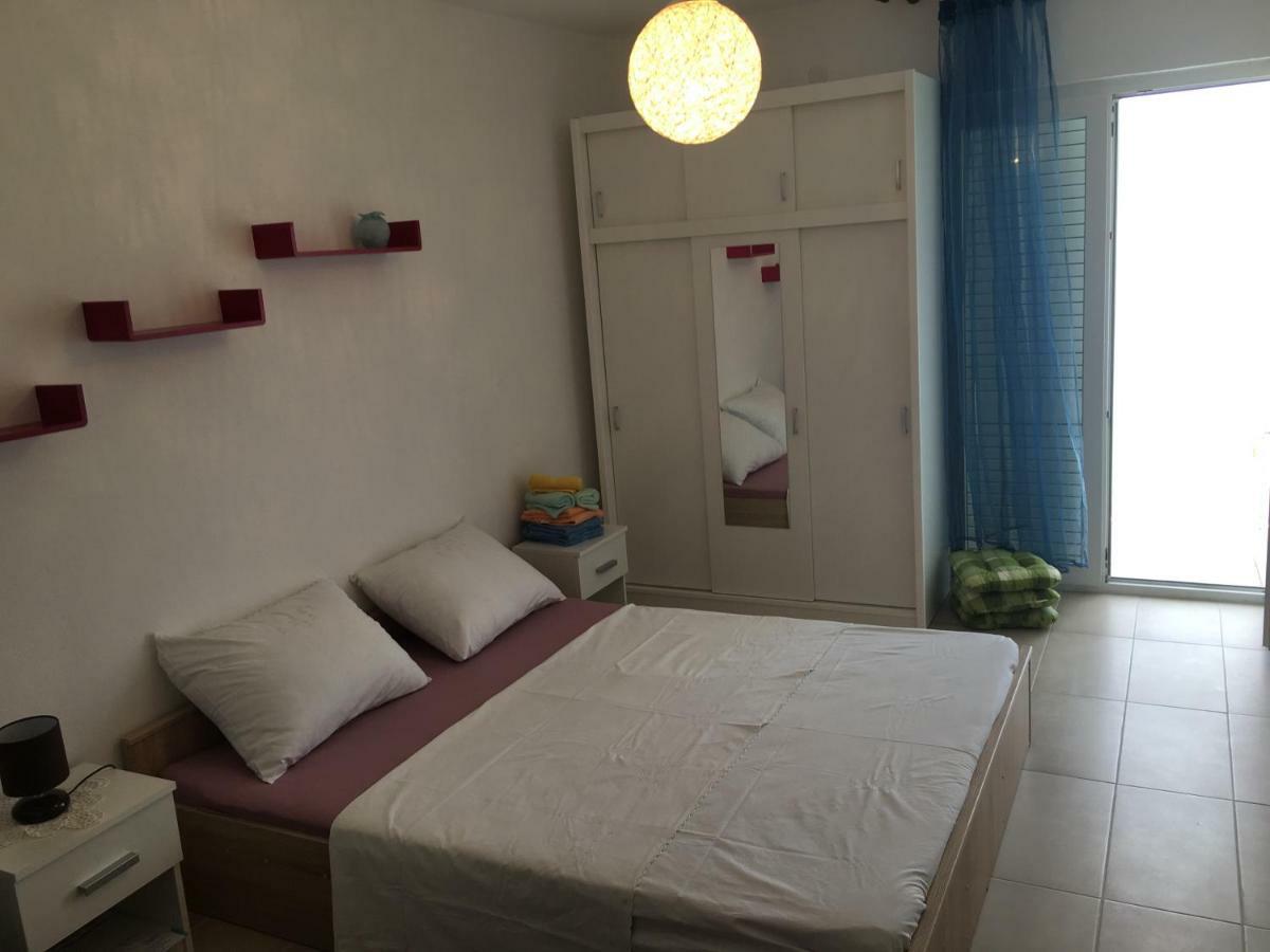 Apartmani Roxy Lovište Extérieur photo